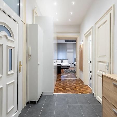 Bold Base Apartment Budapest Exterior photo